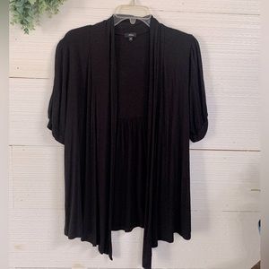 Short Sleeve Cover up Jacket by Storm.  Size M.  Color Black
